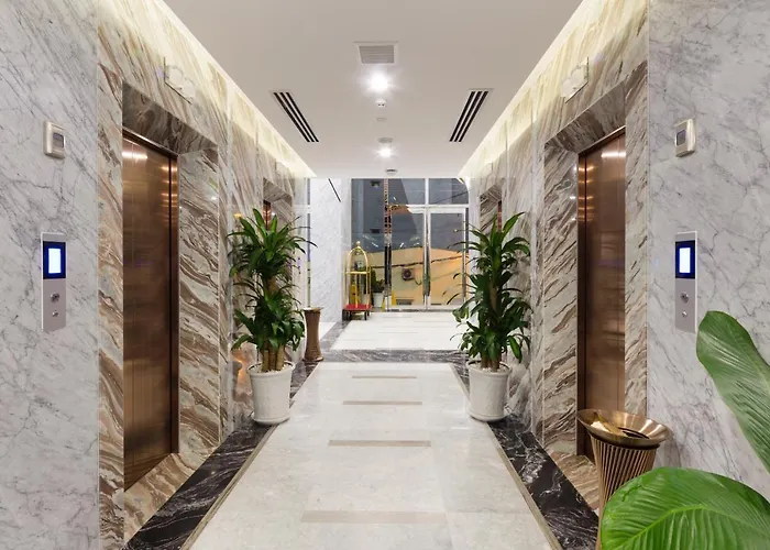 Emerald Bay Hotel & Spa Nha Trang