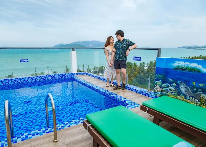 Azura Gold Hotel & Apartment