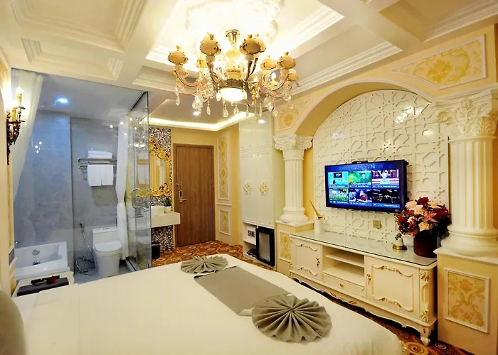 Violet Hotel 2